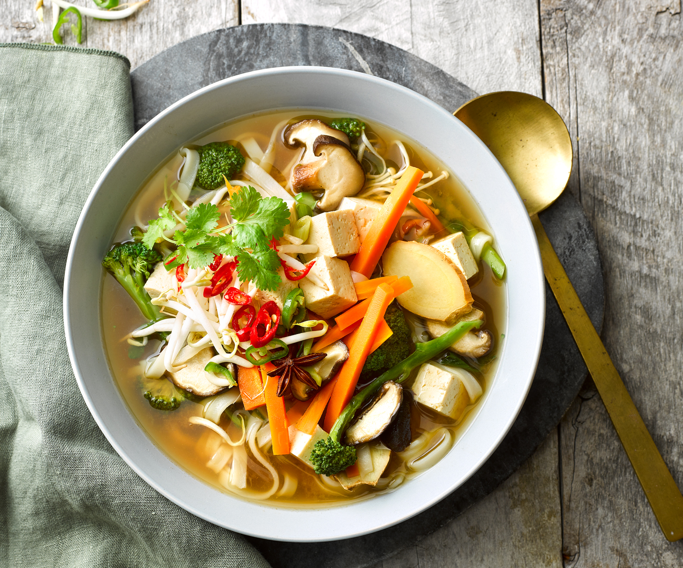 Vegetable and tofu pho