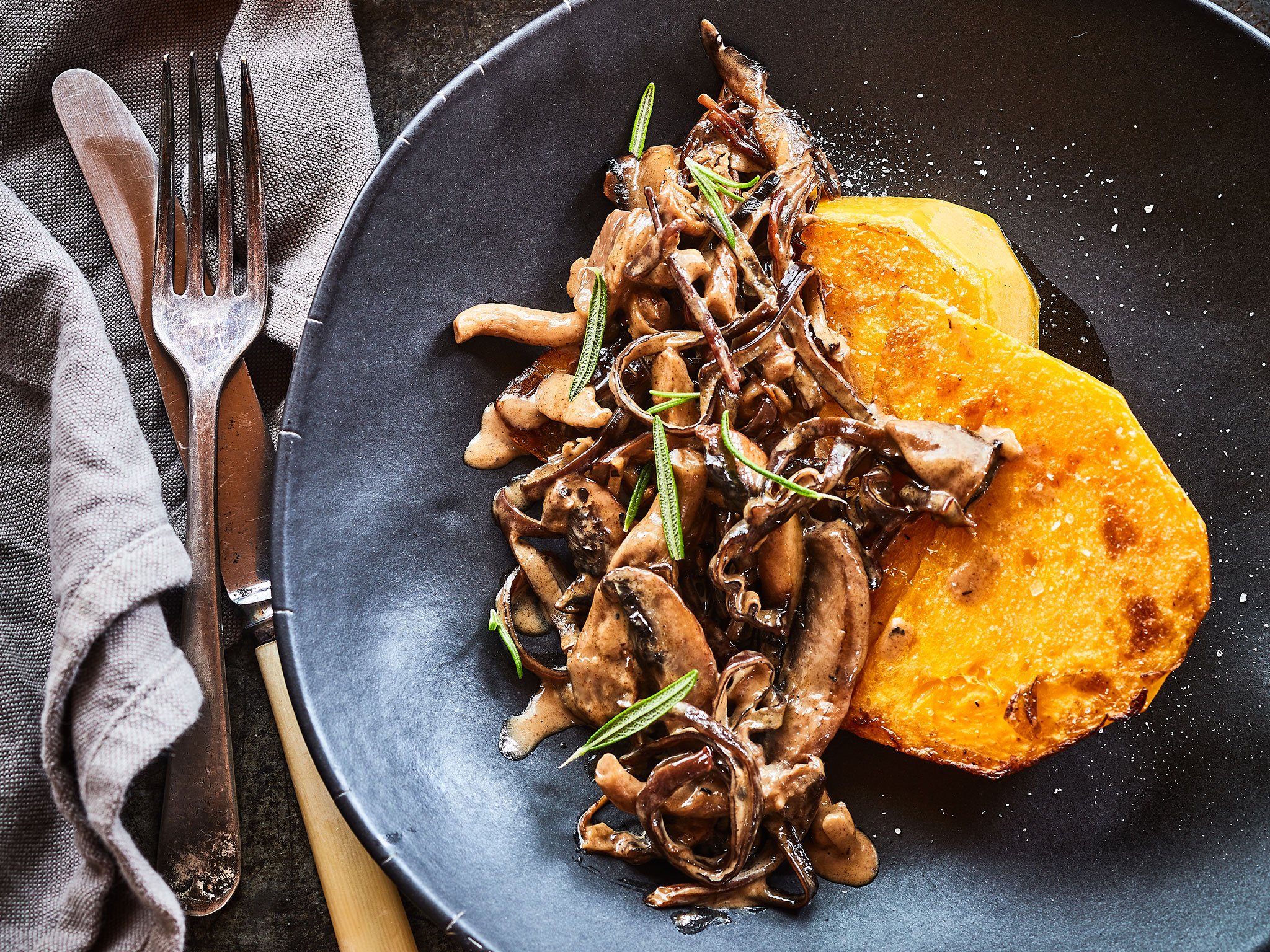 Mushroom ragout and pumpkin